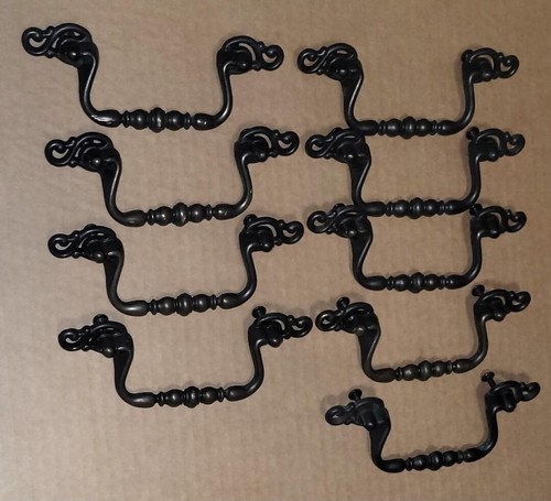 9 PCS VINTAGE DRAWER PULLS HANDLES 4" SREW SPACING X 6-1/4" W X 2" L SOLID BRASS - Picture 3 of 8