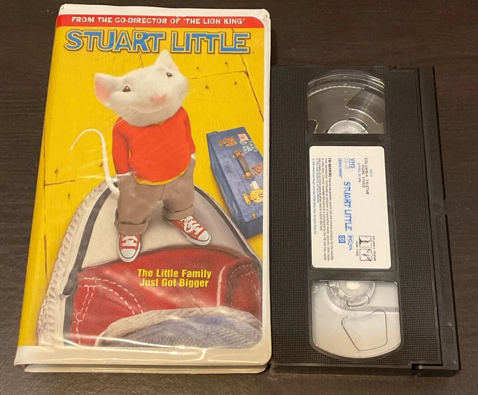 Stuart Little 1 & 2 VHS Clamshell Lot Michael J Fox Tested- Very Good Condition - Image 3 of 4