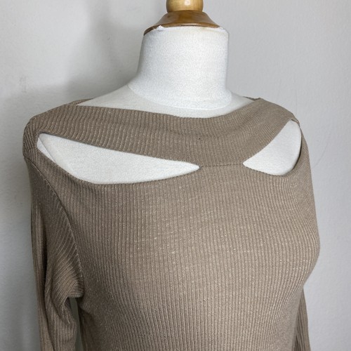 LNA Clyde Slub Sweater with Collar Cut Out in Heather Taupe M NWT - Picture 3 of 9