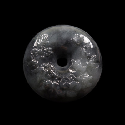 Certified Grade A 100% Natural Black Green Jadeite Jade Pendant Flower Y6512