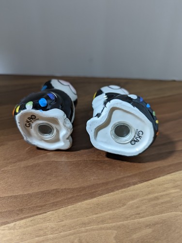 Cat Design Salt And Pepper Shakers - Picture 2 of 3