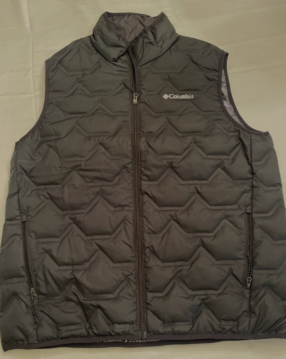 Columbia Vest Mens Large Walker Mill BLACK Omni-Heat Down Puffer Insulated Zip