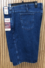 Wrangler RUGGED WEAR RELAXED FIT 10" Inseam Comfort Denim Jean Shorts Men's 50