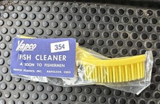 Vintage 60s 70s New NAPCO Yellow Plastic Fish Cleaner Brush NOS USA Made