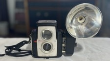 Vintage 1960s Kodak BROWNIE STARFLEX Camera w/ Kodalite Midget Flash