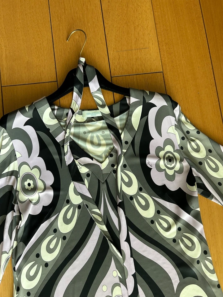 dress design by Emilio Pucci - Image 4 of 4