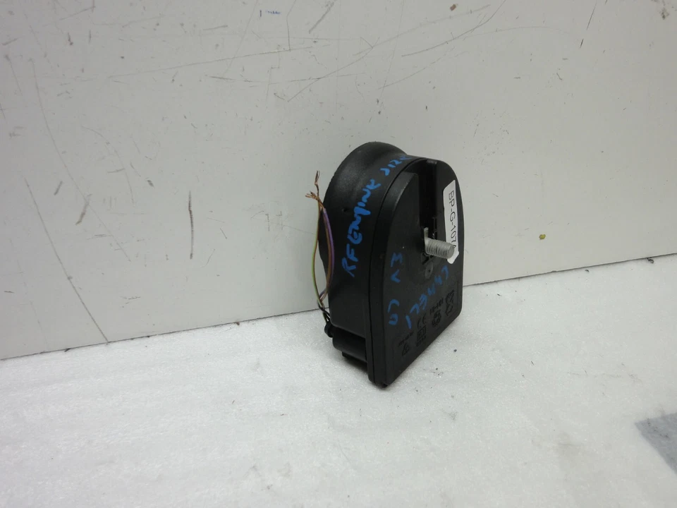 ALTAVOZ ALARMA ANTIRROBO AUDI A3/A6/A7/Q3/Q5 2005-2008 BOCINA SIRENA OEM 1K0951605C Foto 2 de 4