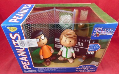 All Star Peanuts  Baseball Dugout Deluxe Playset mit Marcie & Peppermint Petty