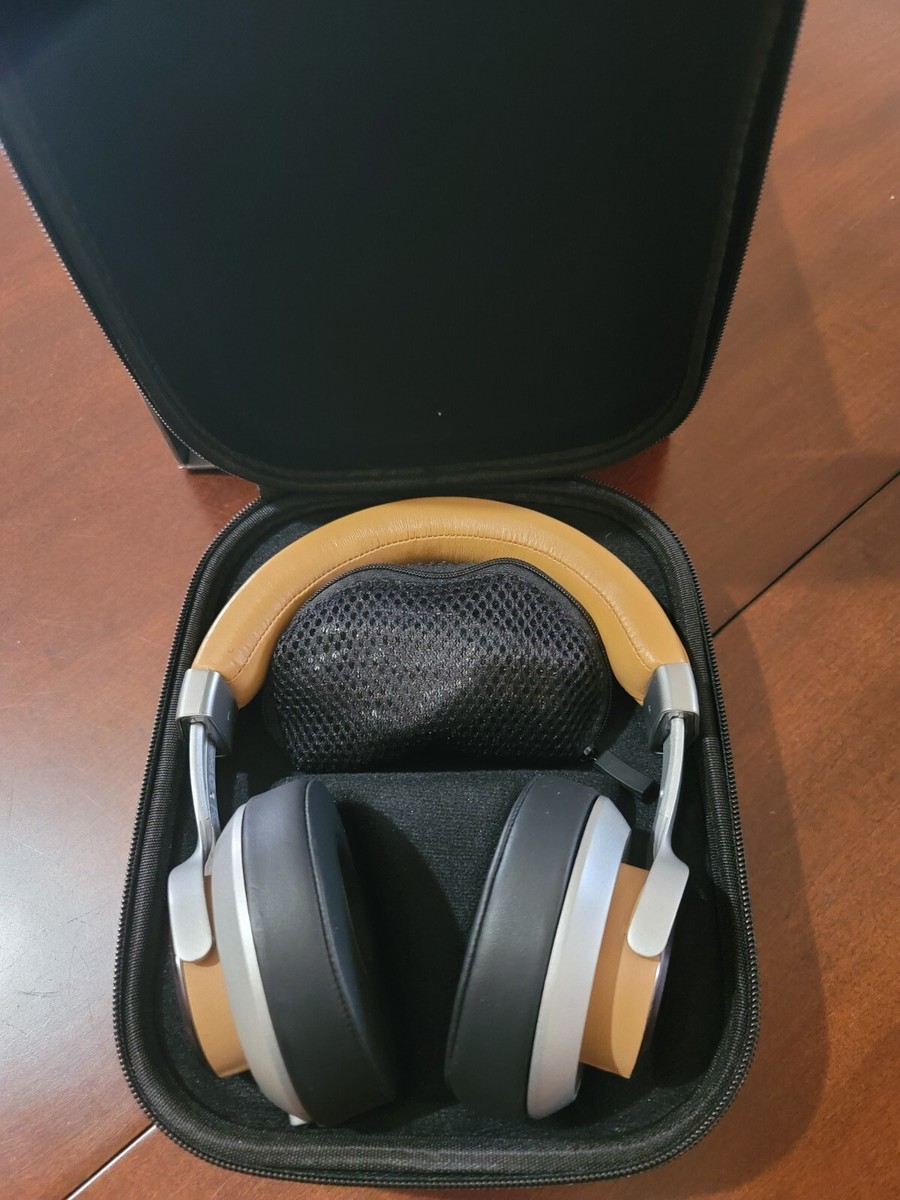フェラーリ 公式ヘッドホン Logic3 T350 ノイズキャンセリング Logic3 Ferrari Cavallino Collection T350 Noise Cancelling