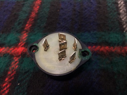 Saab Classic 900 Ignition Switch - Picture 2 of 4