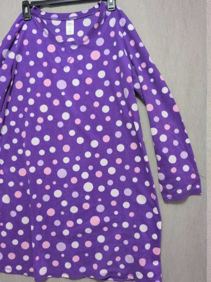 Acogedora camisa de dormir de lana suave a lunares, tallas XL (16-18) Foto 3 de 4