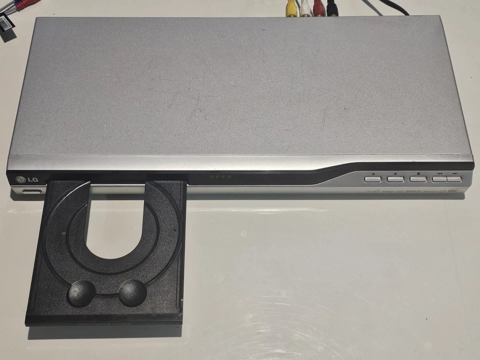 LG DV276 Ultra Delgado DivX Reproductor de Video DVD Sin Control Remoto PROBADO Y FUNCIONANDO Foto 2 de 4