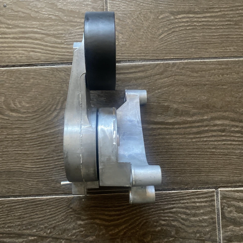 Vaico V100548 - Accessory Drive Belt Tensioner Assembly VW - Image 3 of 4