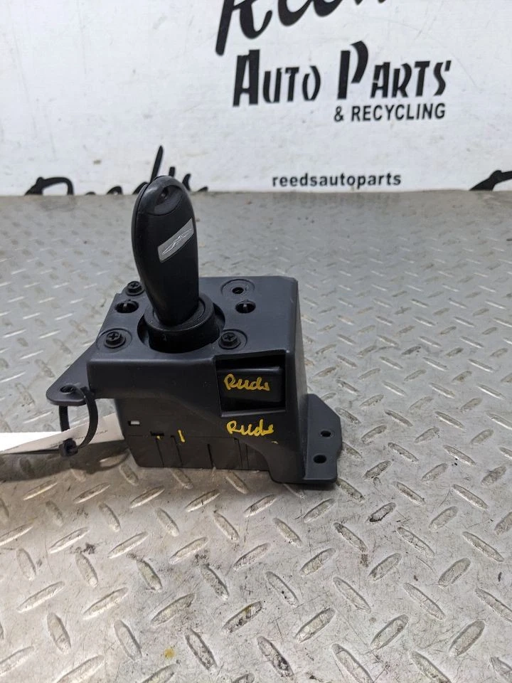 Ignition Switch Conventional Ignition Fobik Fits 11-14 CARAVAN 1164303 - Image 4 of 4