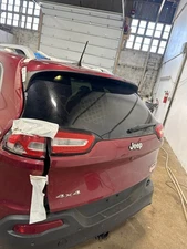 Used Deck Lid fits: 2017 Jeep Cherokee w/rear view camera privacy tint glass Gra
