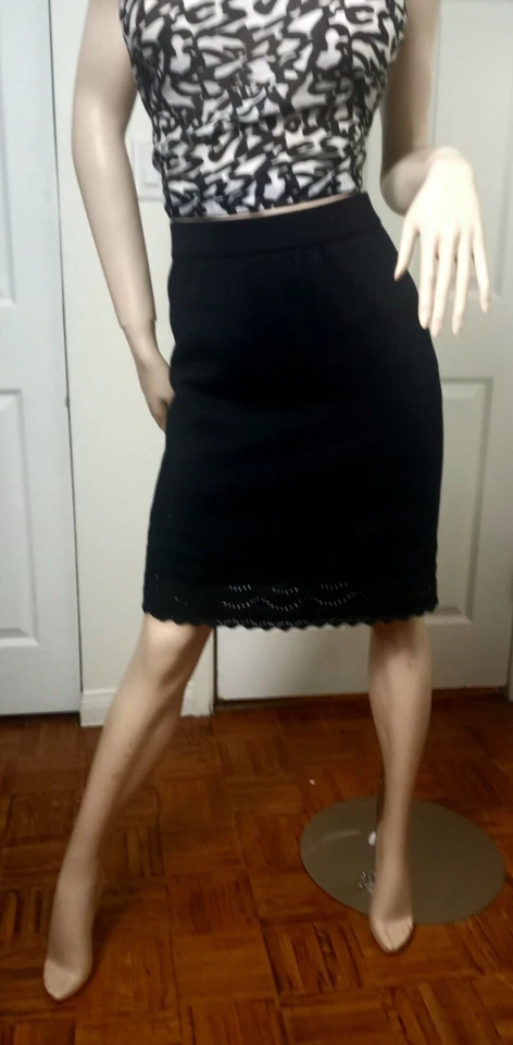 FALDA LÁPIZ NEGRA MUJER ST. JOHN KNITS LANA SANTANA CON ENCAJE TEJIDO 6" TALLA 4