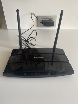 TP-LINK MODEM ROUTER TD-W8970 300Mbps WIRELESS N GIGABIT ADSL2+ 2 USB ANTENNA!!