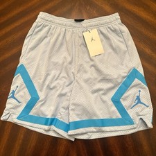 Air Jordan Women's Heritage Diamond Shorts Ice Blue/Dark Powder Blue XS LooseFit