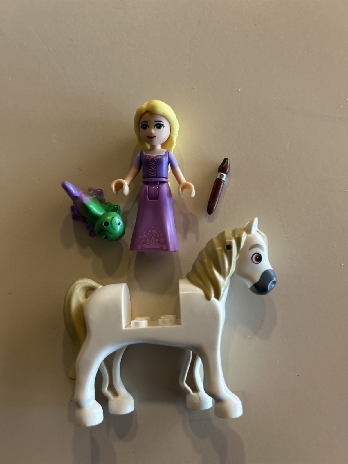 Lego Tangled Rapunzel Minifigure Mini Doll with Pascal & Hor