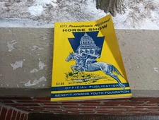 VINTAGE 1975 PENNSYLVANIA NATIONAL HORSE SHOW PROGRAM BOOK HARRISBURG PA