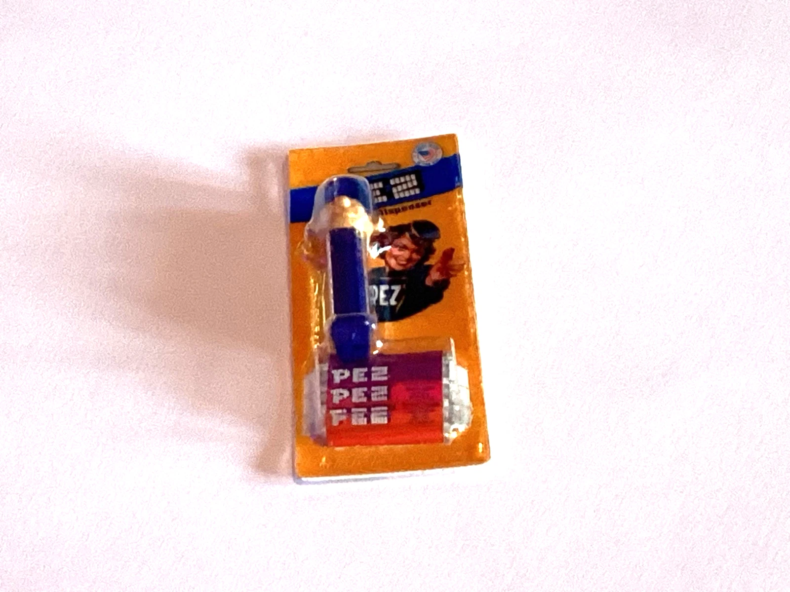 PEZ Dispenser R