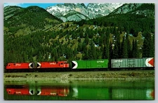 Postcard B 242,  Canadian Pacific changed colors, Sawbuck Range Banff, Alberta