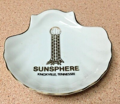 VINTAGE & GORGEOUS SUNSPHERE CLAM SHAPE ASHTRAY TYPE KNOXVILLE TENNESSEE