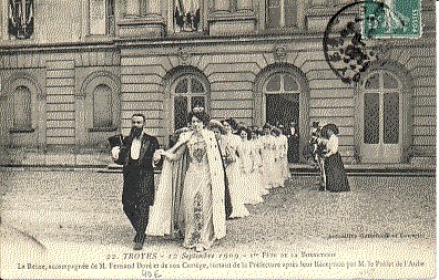 (S-13260) FRANCE - 10 - TROYES POSTCARD GATTEFOSSE et LOUVRIER ed.
