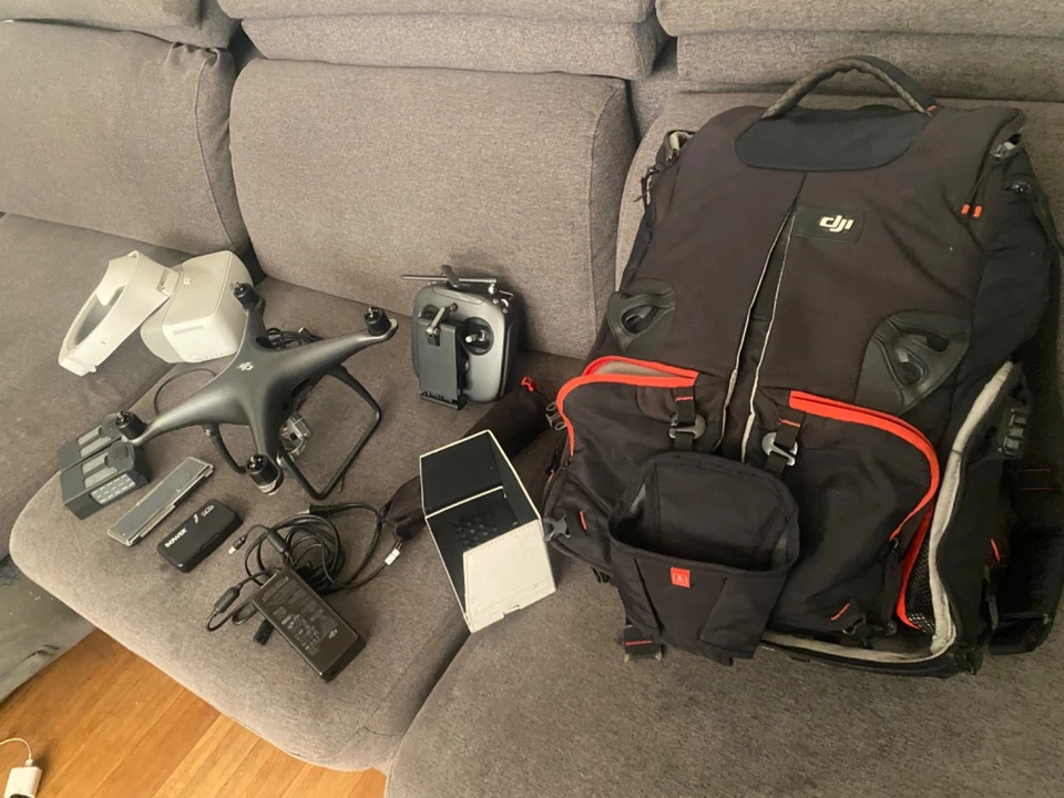 DJI Phantom 4 Pro Obsidian Edition 20MP 4K Quadcopter - Black - Image 4 of 4