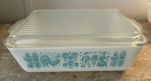 Pyrex Amish Butterprint Refrigerator Dish Mint!