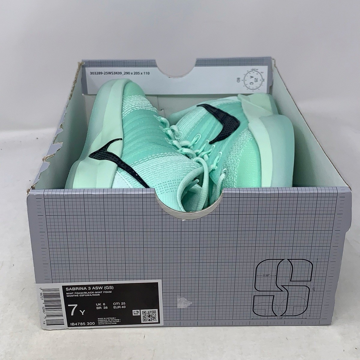 ジュビリーシューズ　ミントグリーン　ロカビリー　サイズ7 25センチ ① Nike Sabrina 3 'Statue of Liberty' Mint Green Sneakers, Sze 7Y