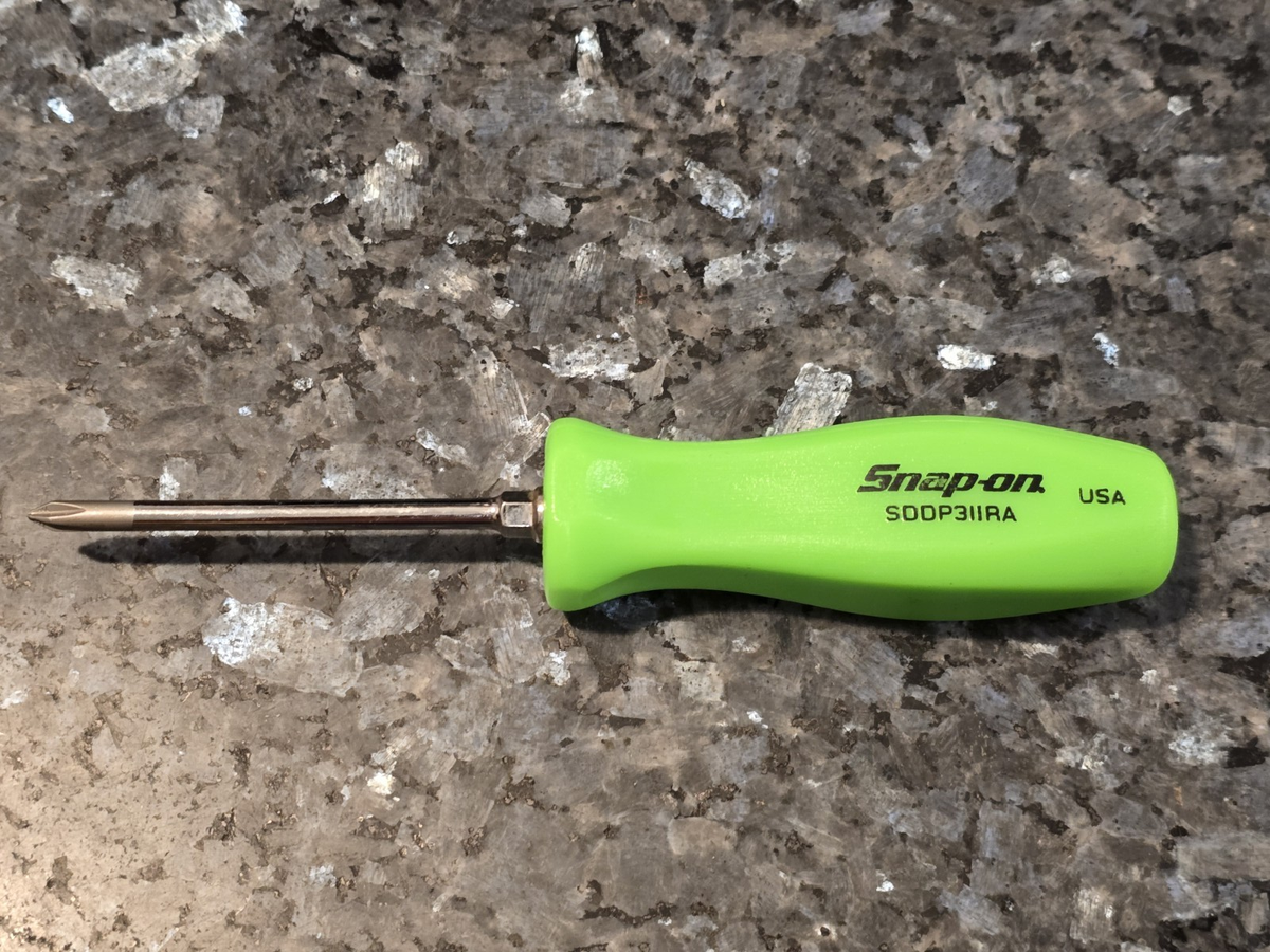 Snap-on Tools NEW NEON GREEN Hard Handle #1 Phillips Screwdriver