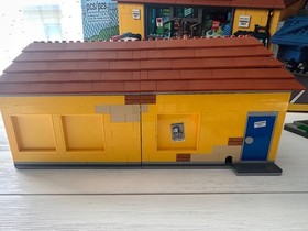 Authentic LEGO The Simpsons: Kwik-E-Mart (71016)