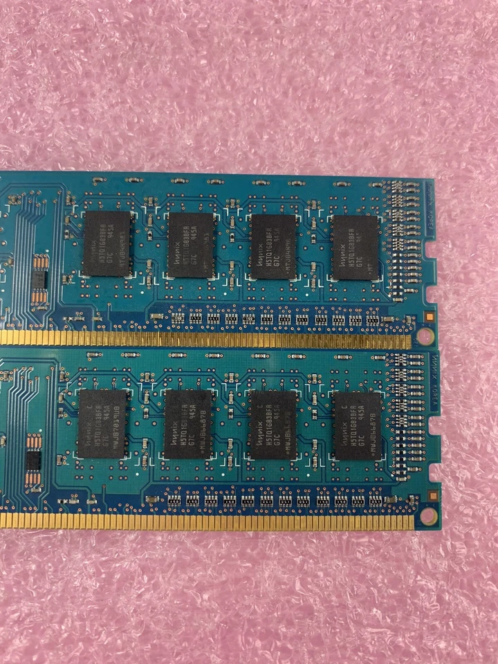 Lot( 2 ) 1GB Hynix HMT112U6BFR8C-G7 1Rx8 PC3-8500U DDR3 non-ECC Desktop RAM - Image 4 of 4