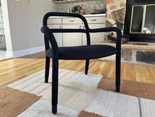 Iconic Lounge Chair | Modern | Minimalist | Luxury | Sophisticated | Sexy 