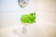 Ultra Soft Faucet Guard  Baby Bath Spout Cover  Foam Tub Faucet Cover  Frog