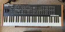 Dave Smith Instruments / Sequential Prophet Rev 2, 8 Voice Synthesiser