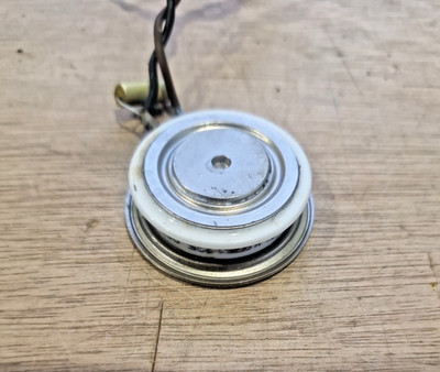 Westcode Hockey Puck Thyristor 9751225 getestet