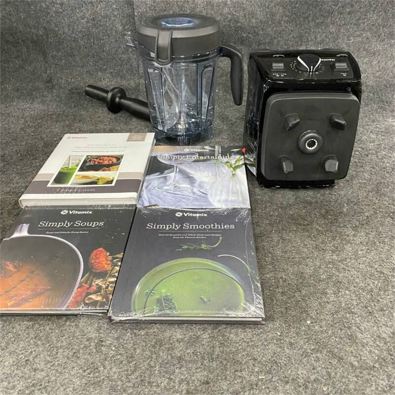 Vitamix Pro 750 64oz Blender 120V 10Speed, SelfCleaning VM0158A