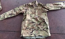GIACCA E PANTALONE MTP IN GORETEX WATERPROFF ORIGINALE ESERCITO INGLESE USATO 1°