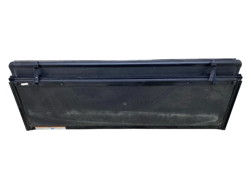 2017 2019 2020 2021 2022 2023 2024 HONDA RIDGELINE TRI-FOLD HARD TONNEAU COVER - Imagem 4 de 4