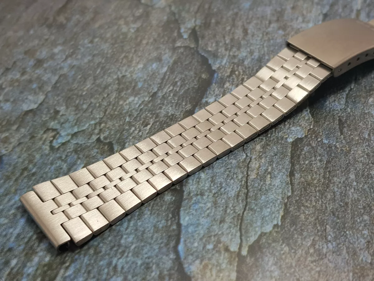 Casio wristband outlet