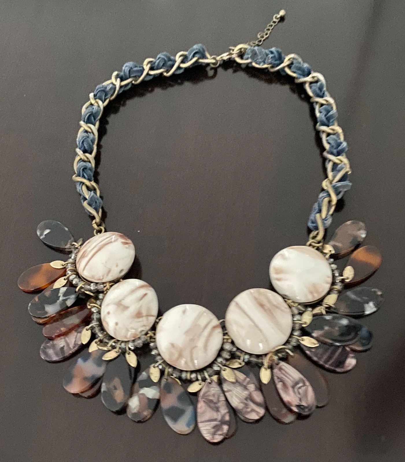 Multicolor statement neckless - image 1