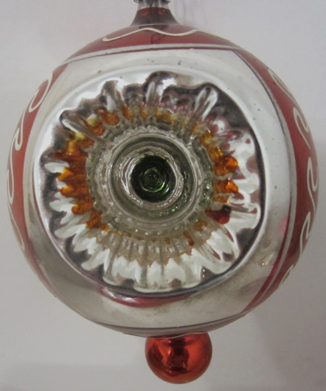 Vintage 1950's Poland 4"T Glass Christmas Ornament TRIPLE INDENT +BALLOON on Red