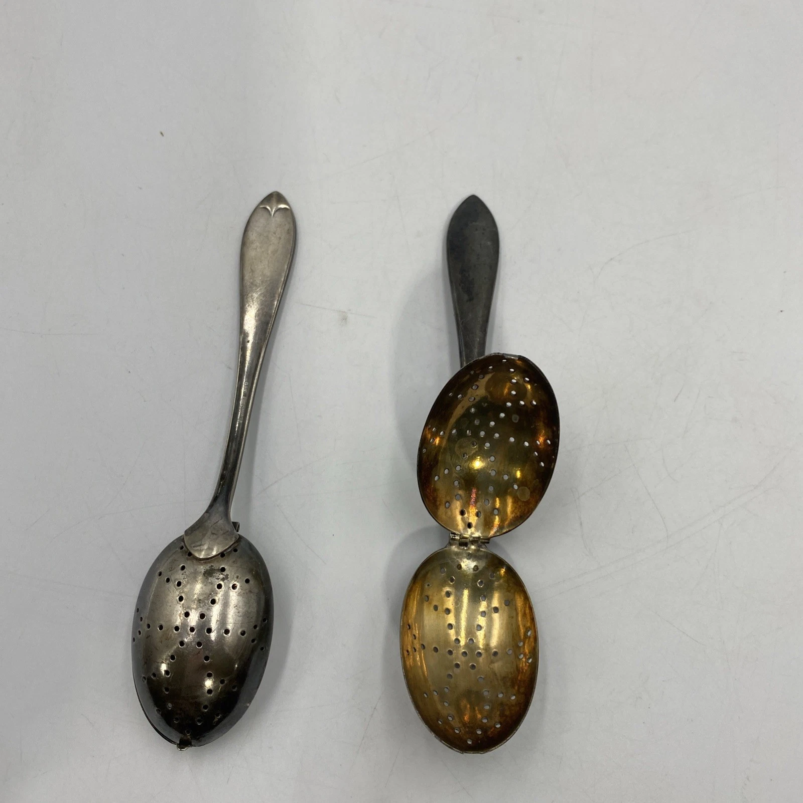 1920-30'S ANTIQUE SILVER PLATE WILLIAMS A-1+ TEA INFUSER STRAINER SPOON