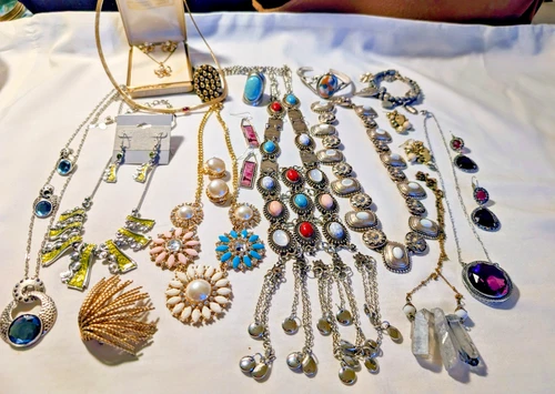 Vintage & Modern Mixed Costume Jewelry Lot Wearable Some Designer 21pc