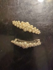 Faux Pearl Cluster Hair Barrette Clip Set of 2 Gold Tone Accessory