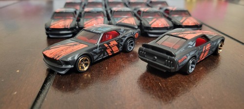 Modellino M2 Machines 1:64 Ford Mustang 1969 NHRA Funny Car - Chase Nera