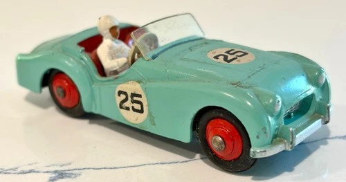 VINTAGE DINKY #111 TRIUMPH TR2 RACE CAR #25