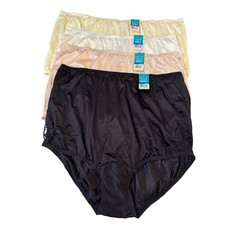 Vanity Fair Lace Nouveau Brief Panties- 13001   Various Colors   Sizes 5 to 12